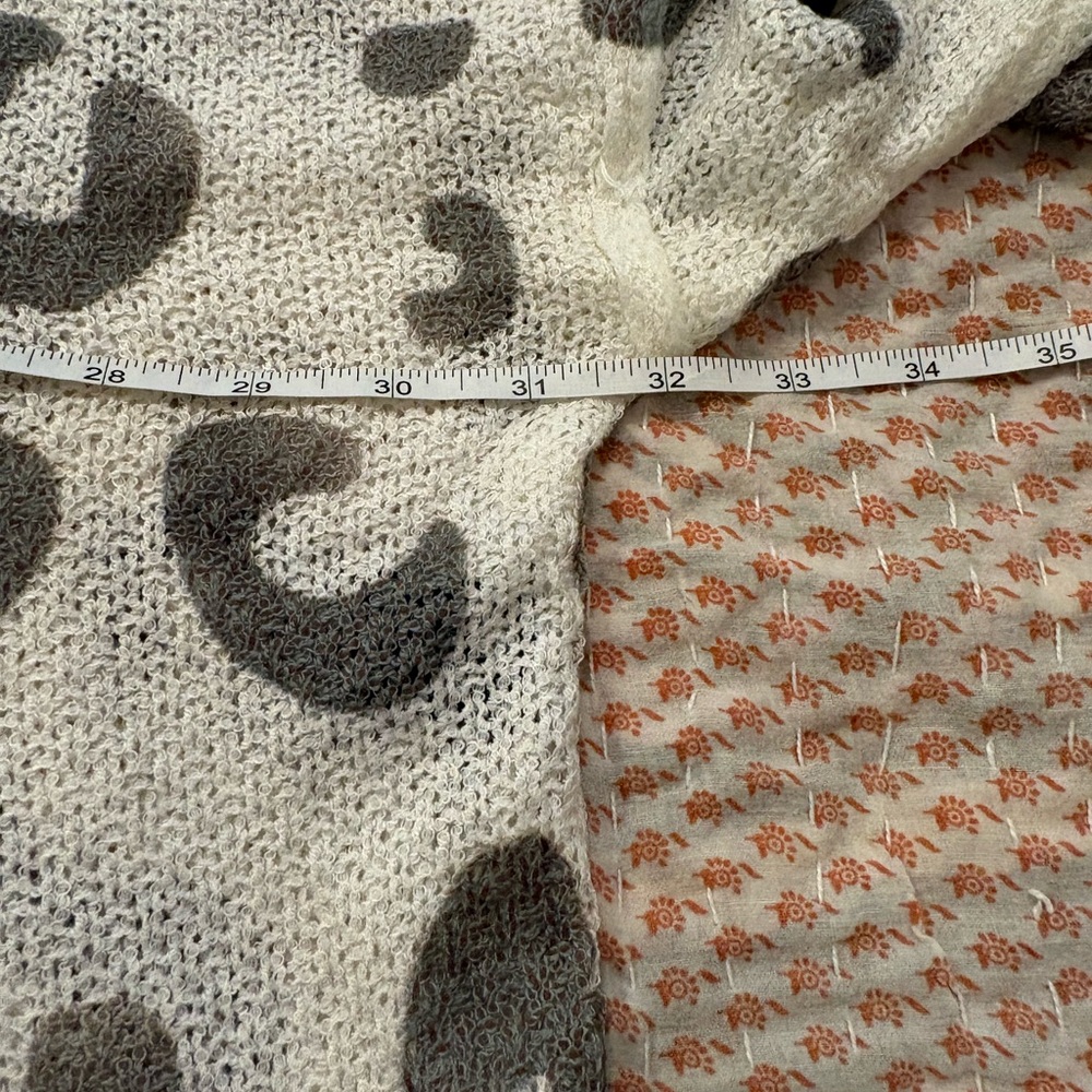 POL Ivory Sweater with Gray Leopard Spots - Picture 7 of 8